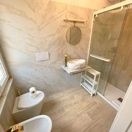 San Pietro 84 רומא