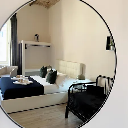 San Pietro 84 בית הארחה 4*